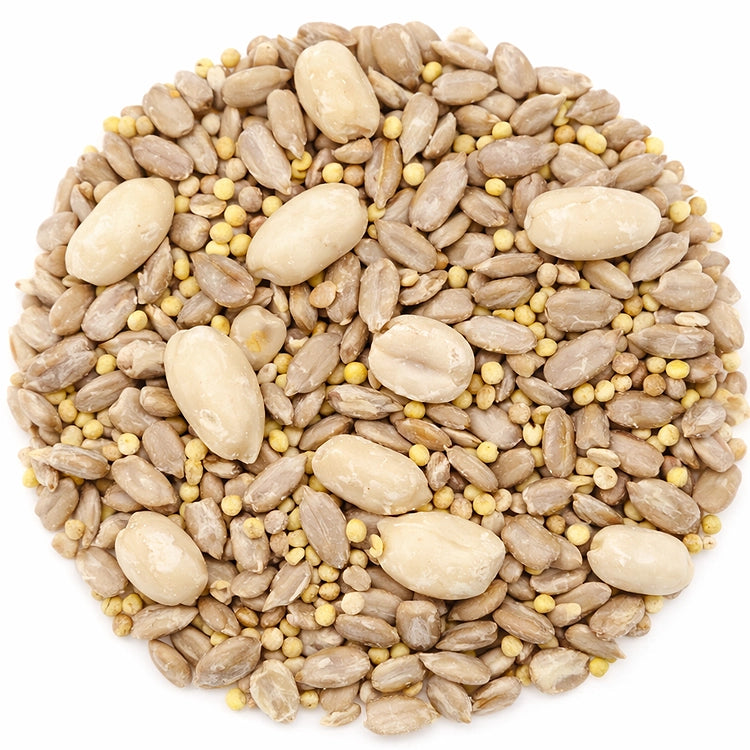 Lizzie Mae Spicy Chips Wild Bird Seed, 20-lb bag featuring hulled sunflower kernels, whole peanuts, and millet seeds, perfect for attracting birds with no waste.