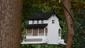 Rustic Farmhouse Absolute White Farmhouse Squirrel-Resistant Feeder